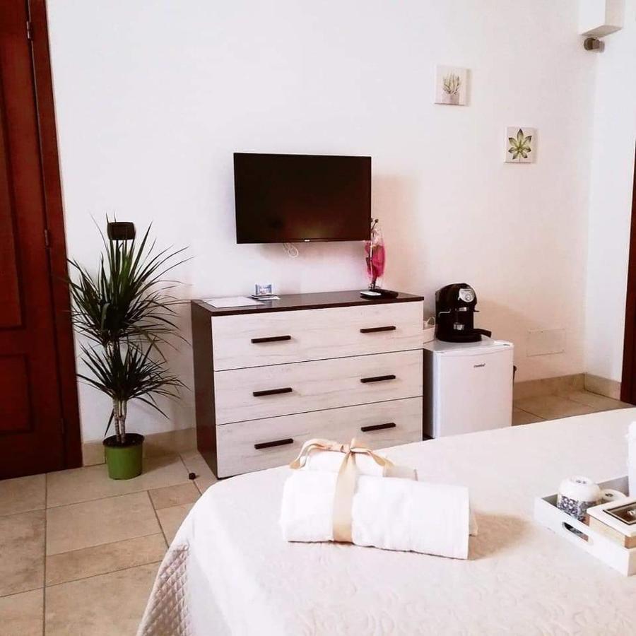 B&B La Sorgente برينديسي المظهر الخارجي الصورة